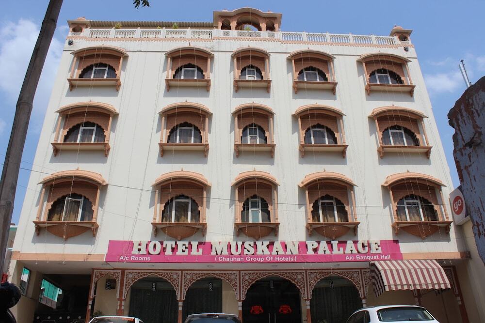 Hotel Muskan Palace Джапур Экстерьер фото